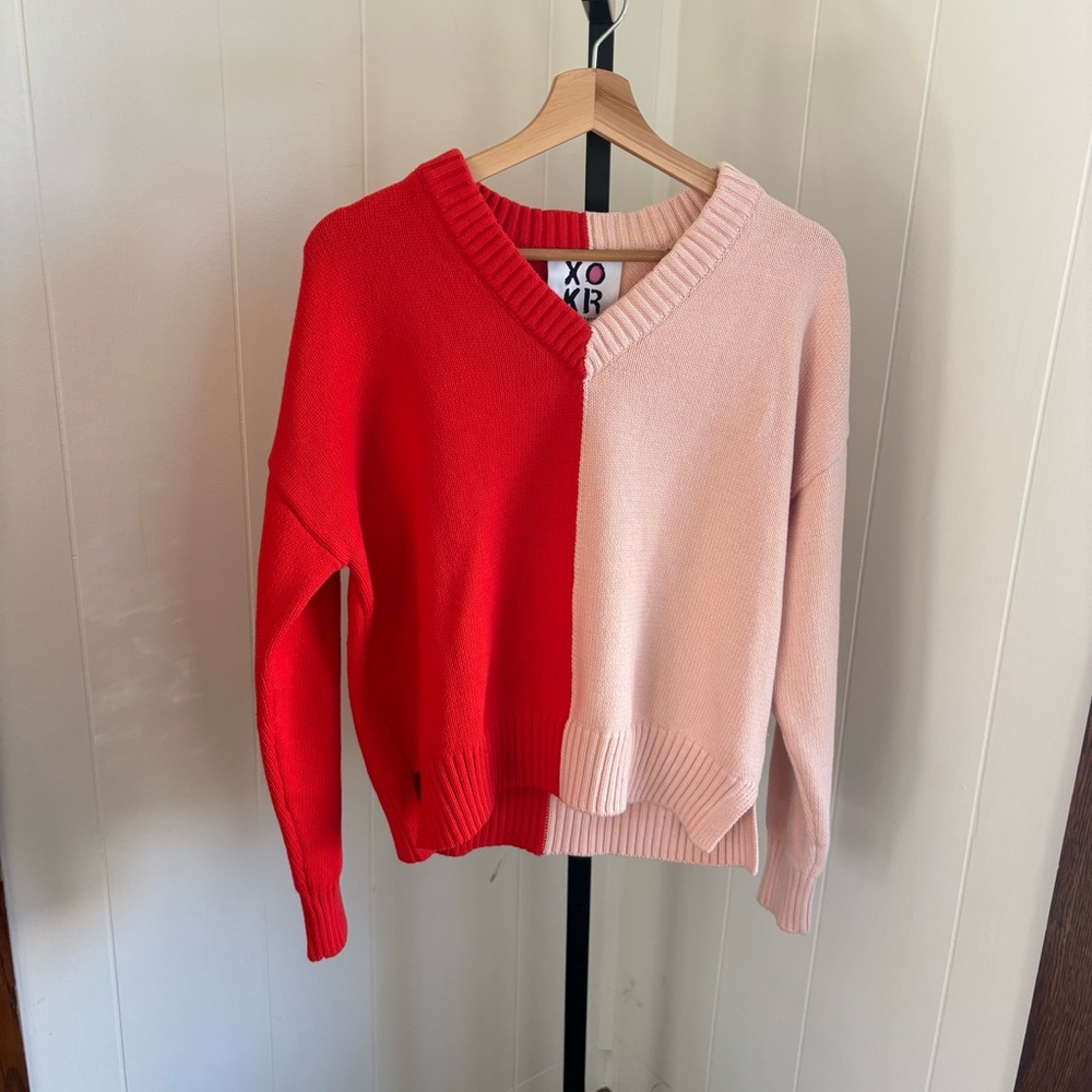 XOKR Kerri Rosenthal Women’s S Heart Colorblock V-Neck Knit Sweater Pullover NWT - Picture 3 of 11